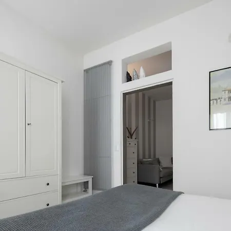 Serragli Modern *
